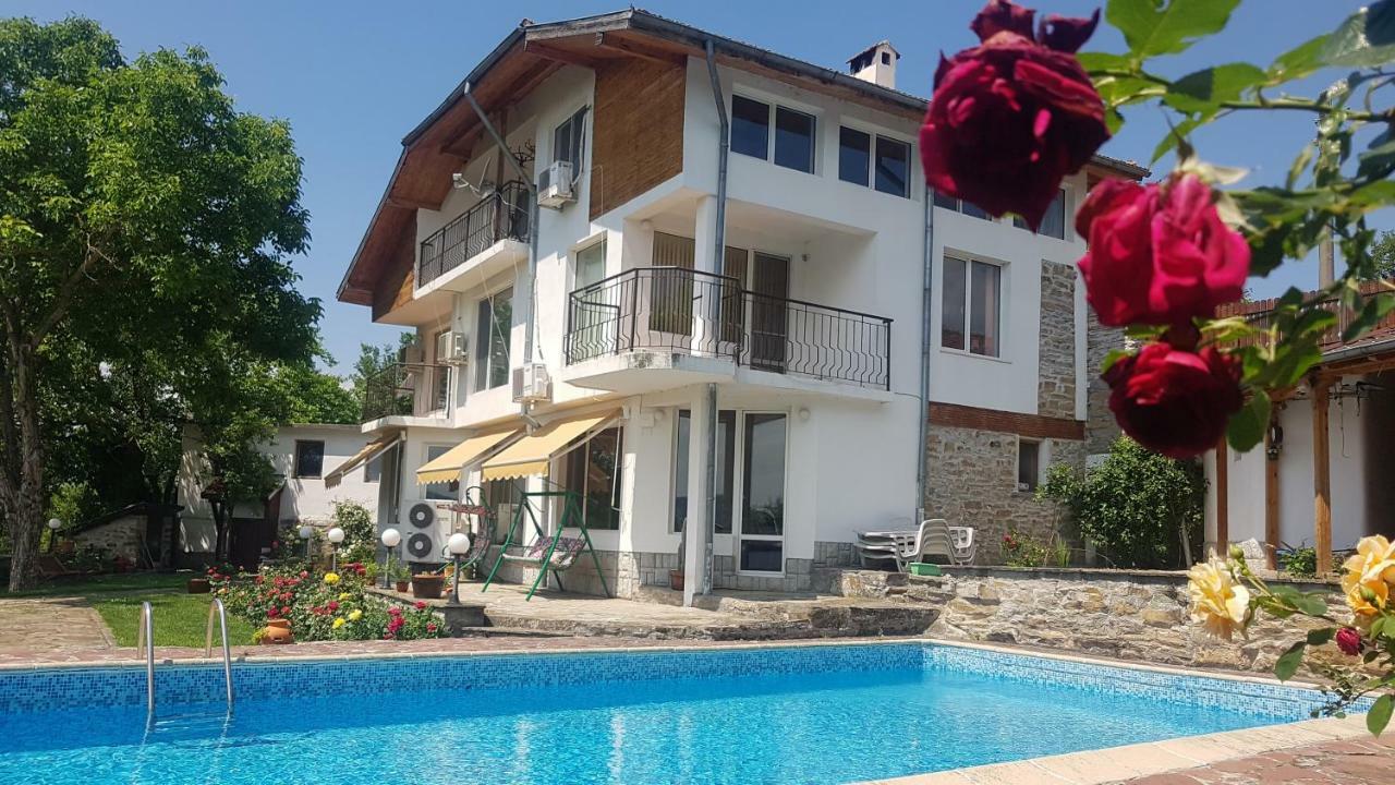 Rosarium Residence Guest House Dryanovo Ngoại thất bức ảnh